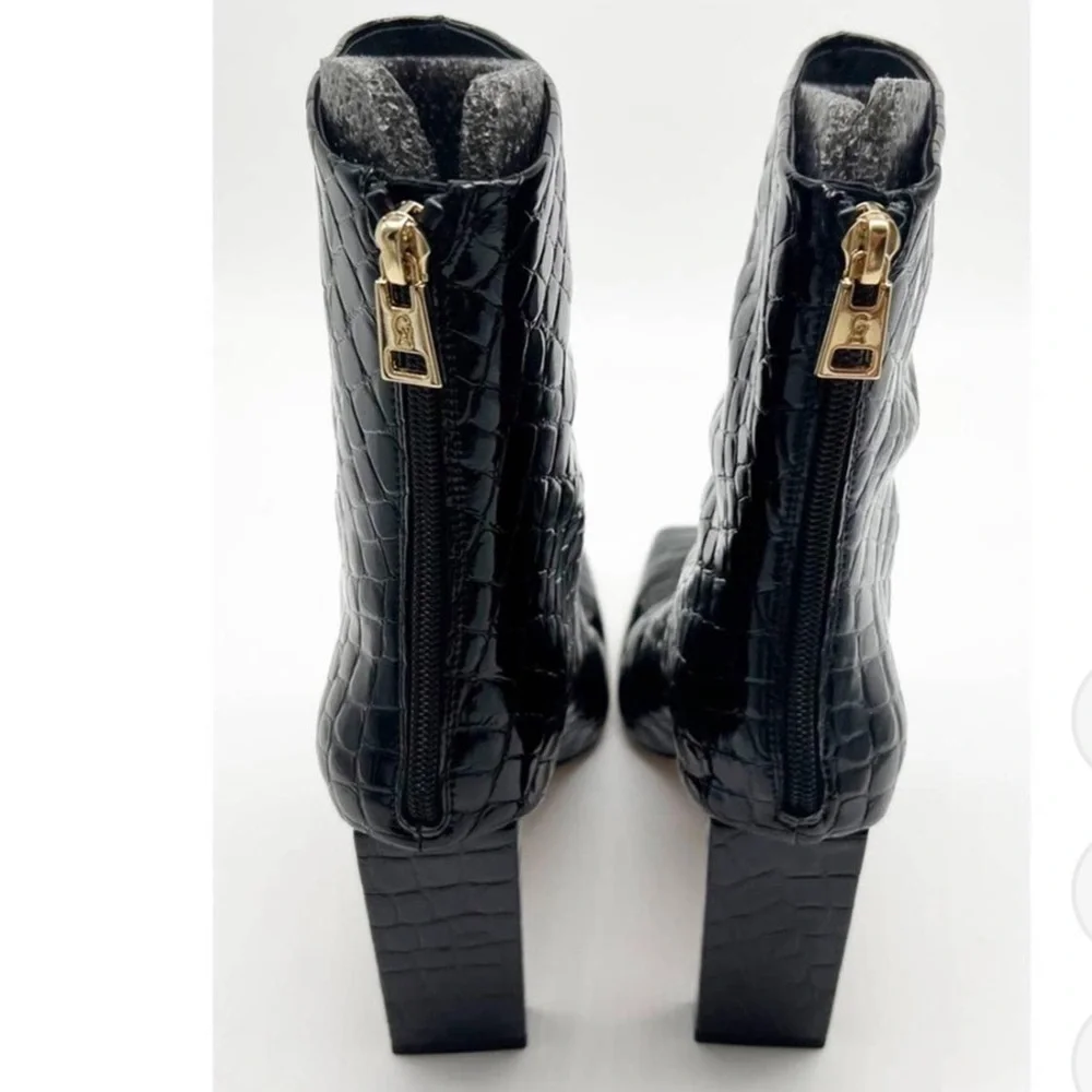 NIB Good American Black Patent Croc Leather Boots Square Toe Ankle Booties Sz 9